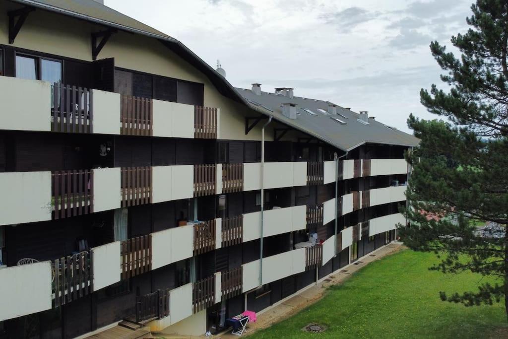 Magnifique Appartement Entierement Renove Au Pied Des Pistes Metabief Luaran gambar